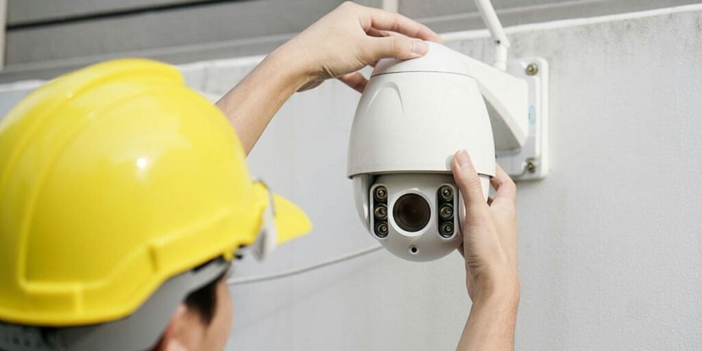 Comprehensive Security Solutions | Fixing Your Safety Issues 2 MAN security solutions